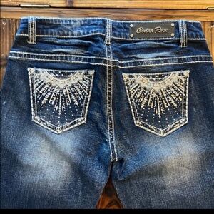 Cedar Rose 🌹 Embellished Pocket Jean